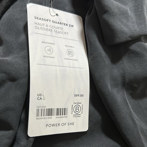 Athleta Seasoft Quarter Zip Sweatshirt // Black - Picture 10 of 11